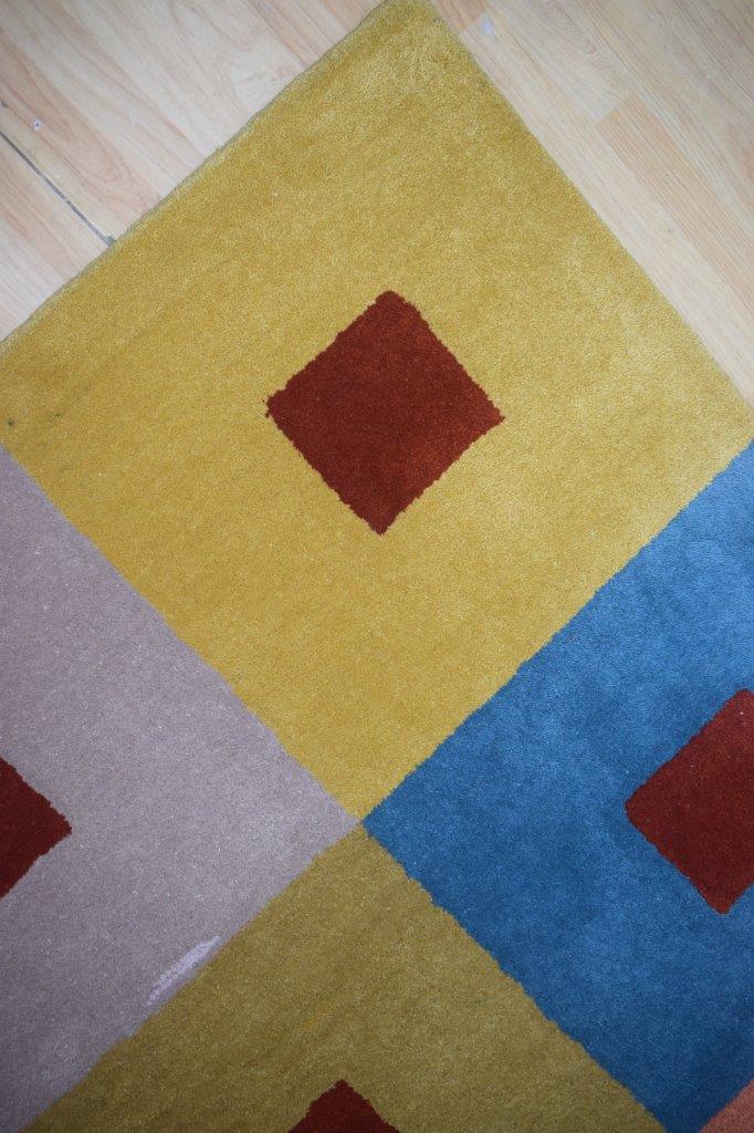 Yelloe Color